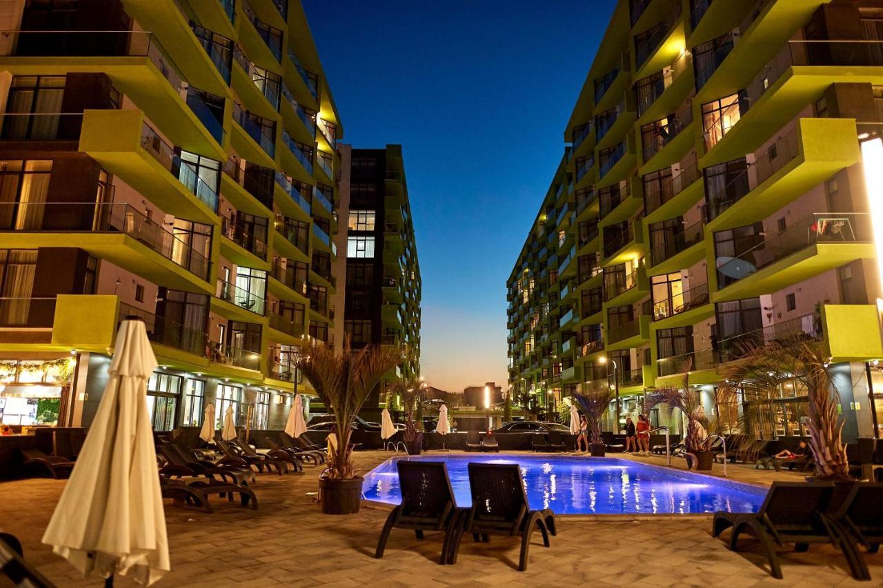 Vintage Breeze Apartment - Spa Pools Resort Mamaia Exterior foto
